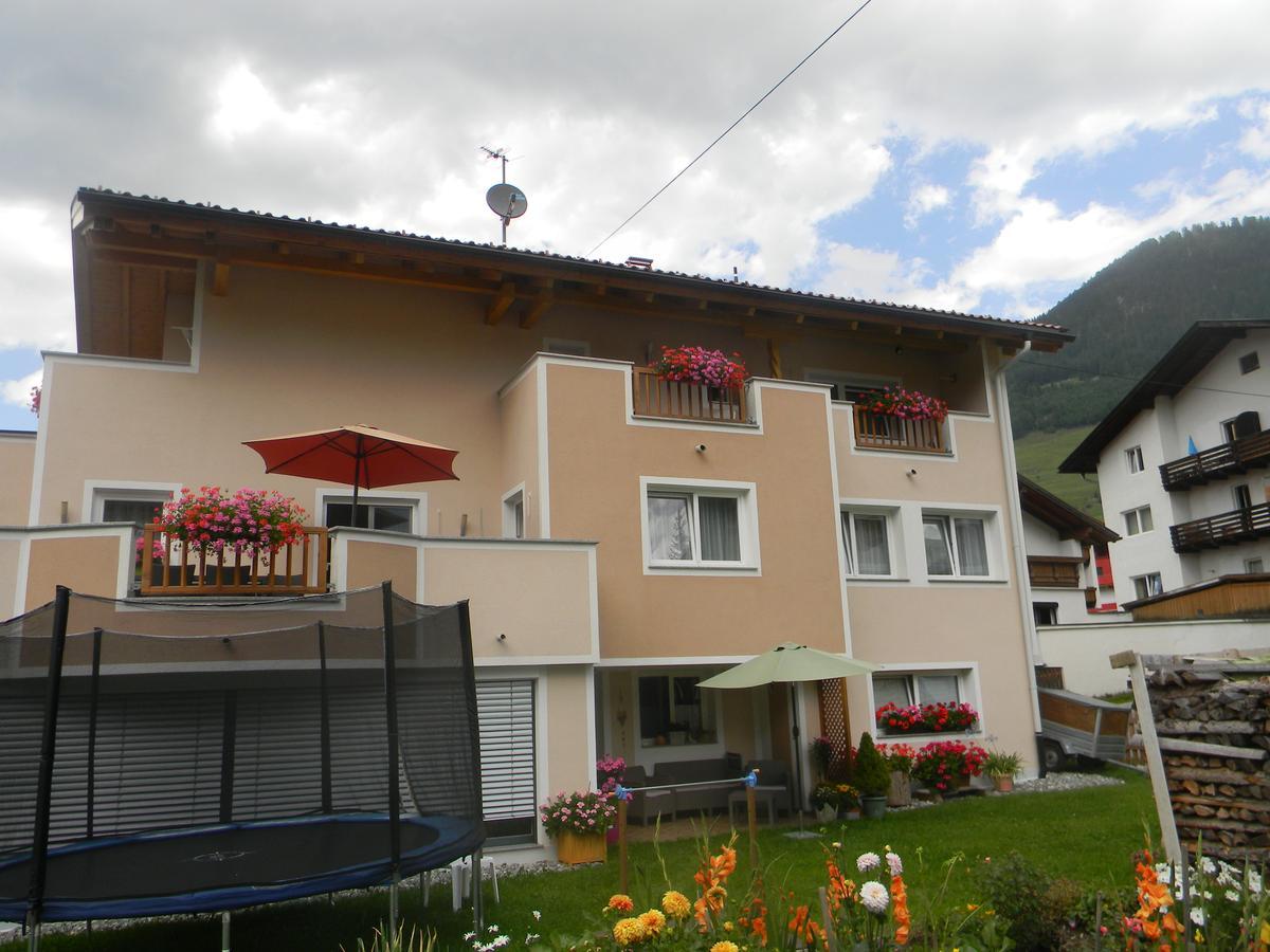 Hotel Haus Zentner Nauders Exteriér fotografie